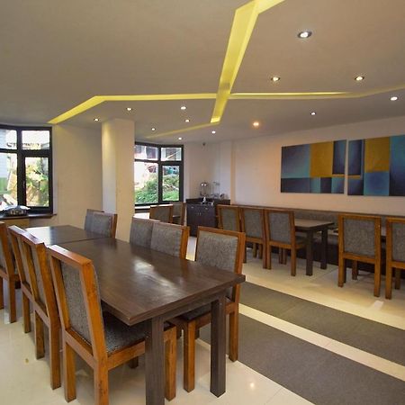 Hotel Yavachi Gangtok Bagian luar foto